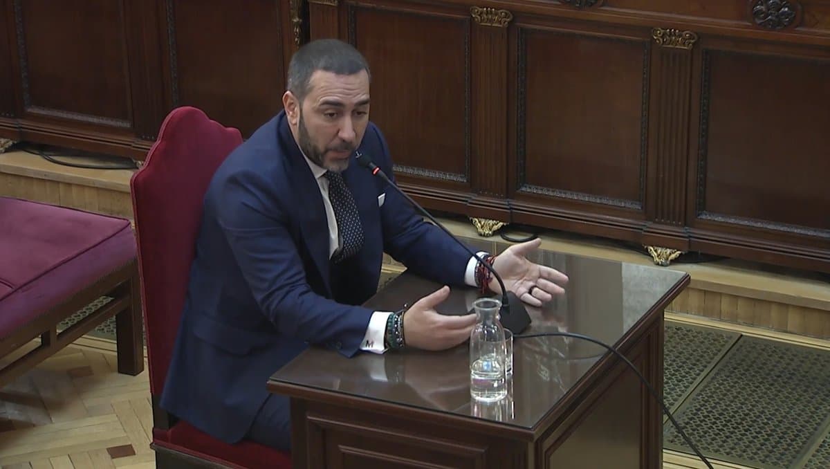 Imagen para: Aldama confirma que Koldo y Ábalos querían constructoras para el PSOE y cargó €250.000 en mochila