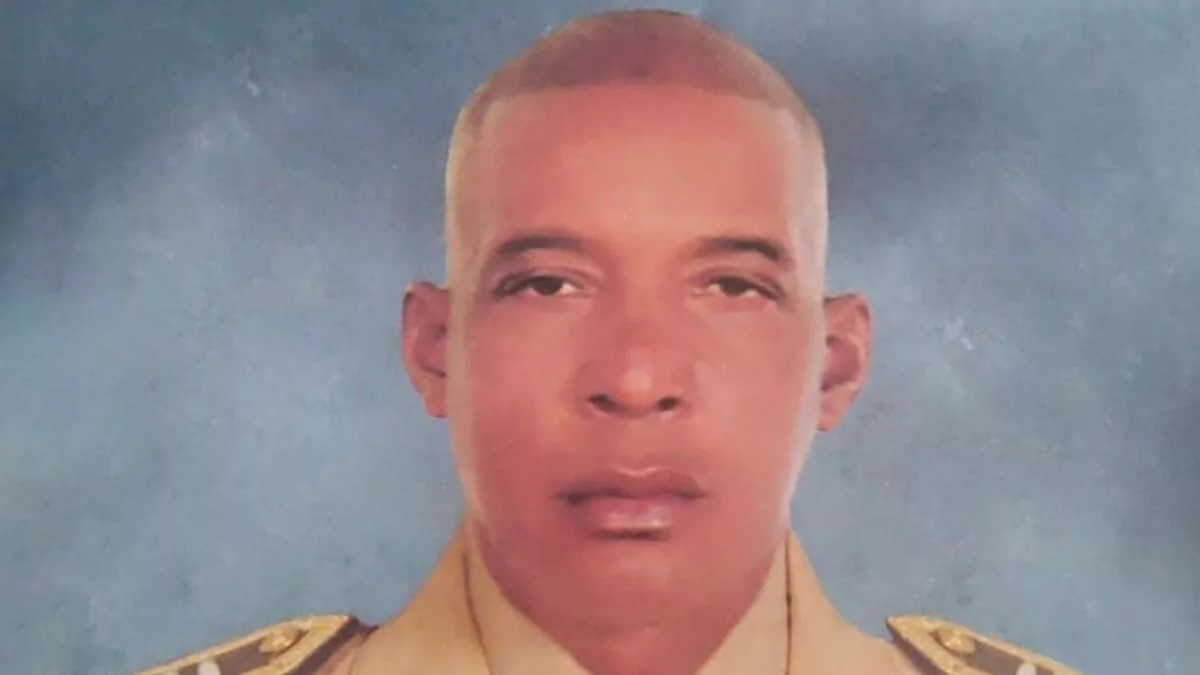 Imagen para: Muerte de ex capitán de la ERD tras ser detenido en destacamento policial: un choque entre la crisis psicótica y la violencia institucional